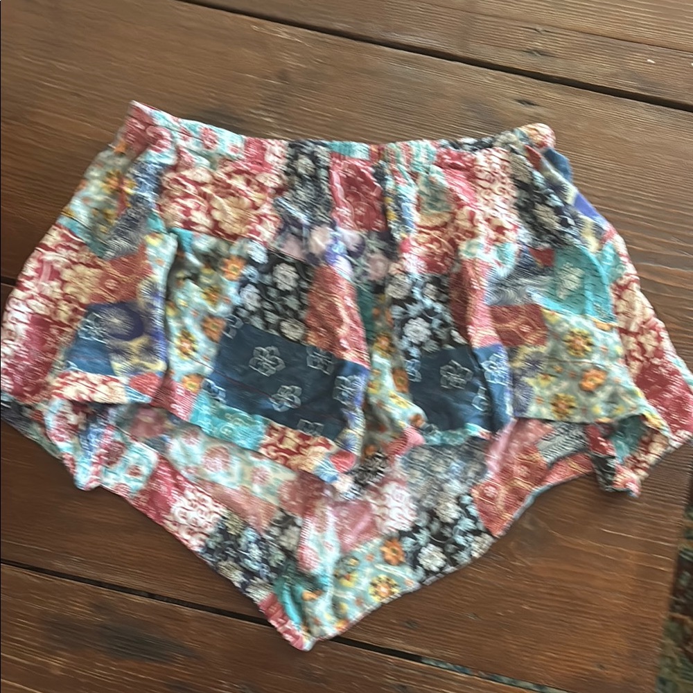 Natural Life Handkerchief Tops 2 - Picture 4 of 6